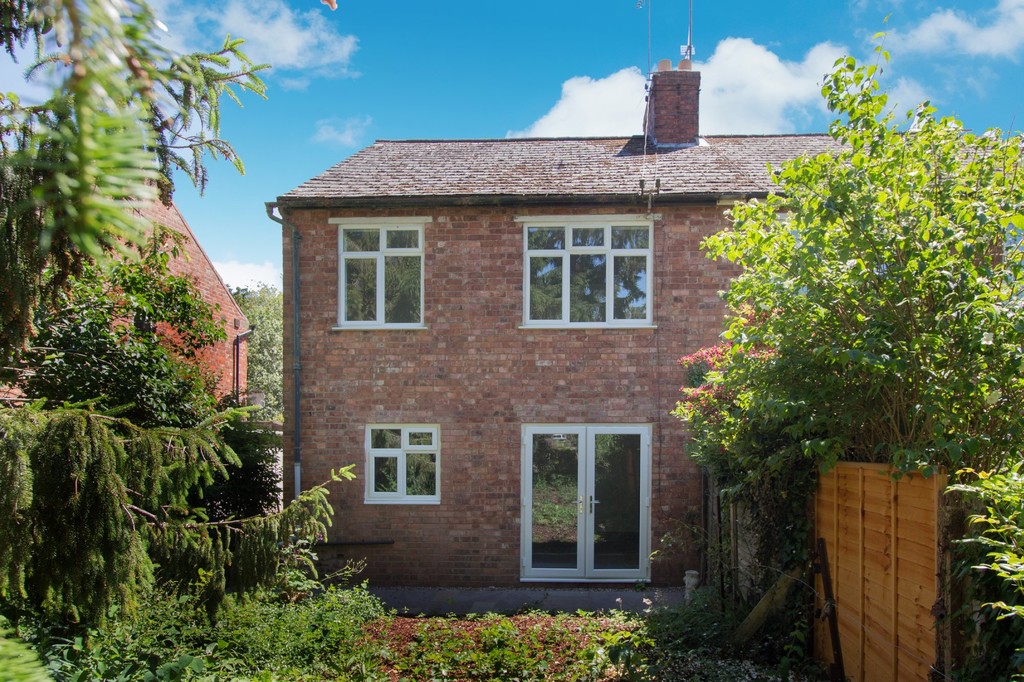 3 bedroom property for sale in Hatton Street, Wellingborough, NN8 5AW