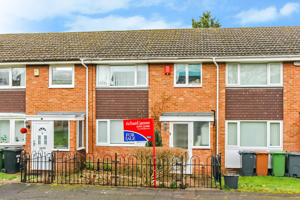 3 bedroom property for sale in Pytchley Rise, Wellingborough, NN8 3LA