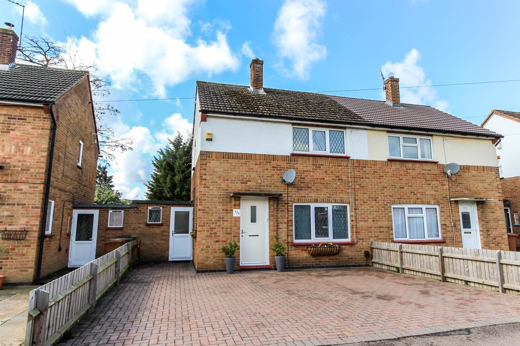 2 bedroom property for sale in Queensway, Wellingborough, NN8 3RG