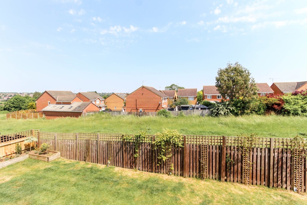 4 bedroom property for sale in Paxford Close, Wellingborough, NN8 2LH