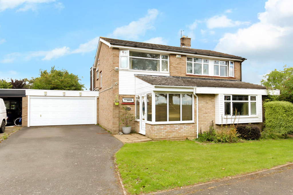 4 bedroom property for sale in Sharplands, Grendon, NN7 1JL